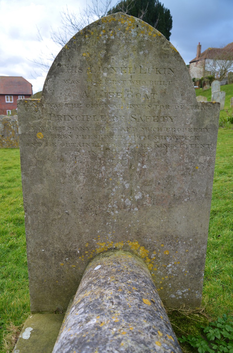 Lionel Lukins grave in Kent