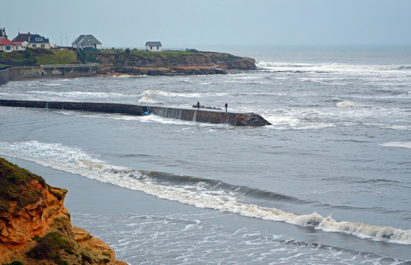 7.	North Breakwater, Cullercoats Bay.