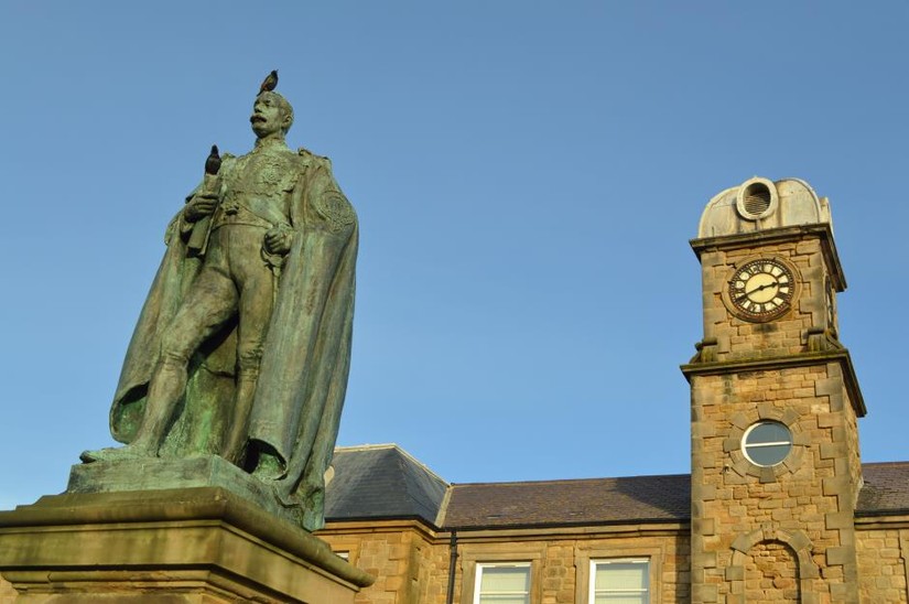 The 6th Marquess of Londonderry , Seaham