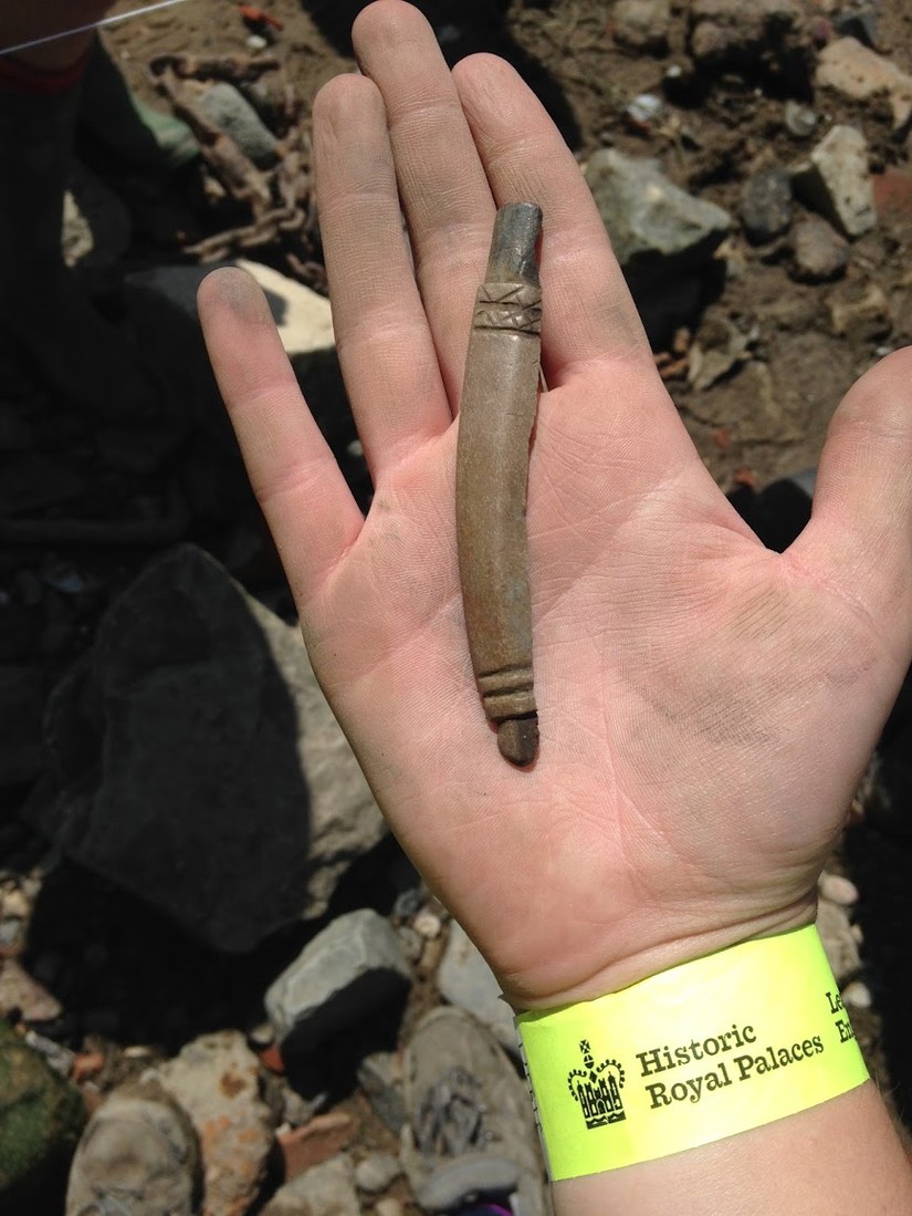 Artefact made from antler found on the Thames foreshore