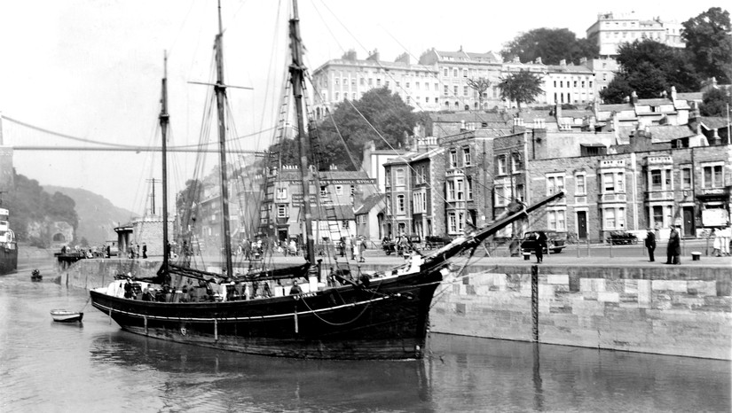 The MA James entering Cumberland Basin, Bristol under motor power on the 24th February 1937